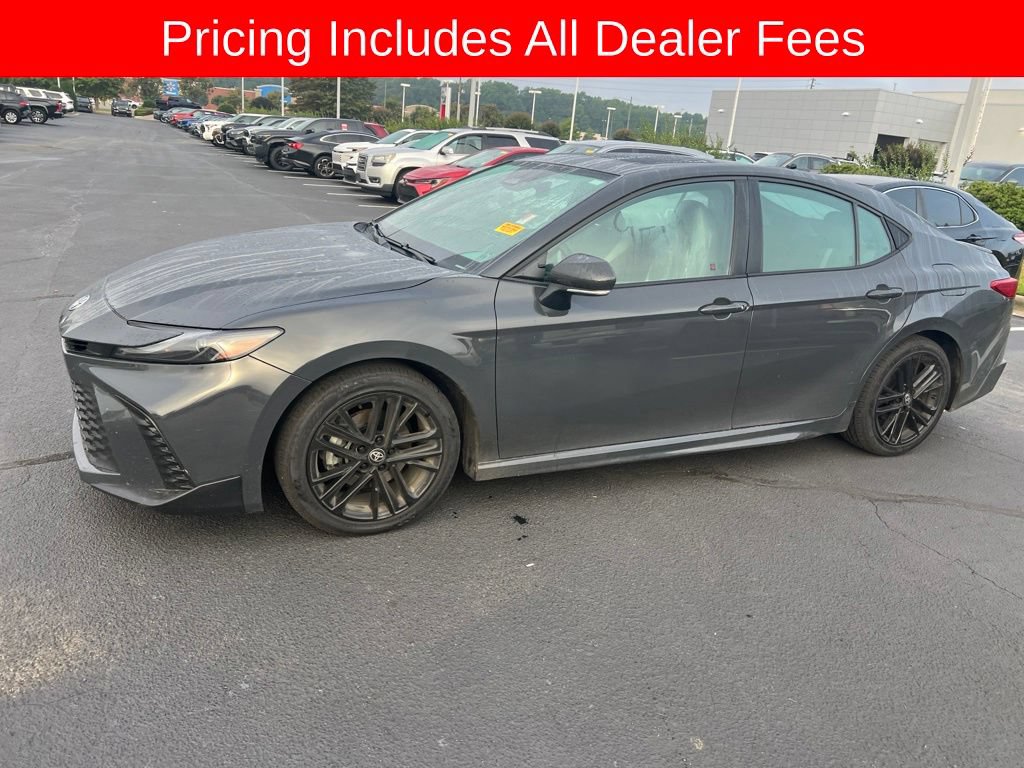 Used 2025 Toyota Camry SE w/ Multimedia Upgrade Package FWD image 5