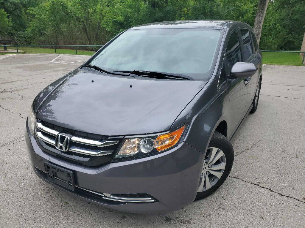 Used 2016 Honda Odyssey SE image 2