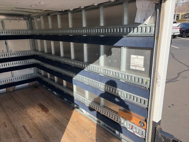Used 2020 Chevrolet Express 3500 image 16