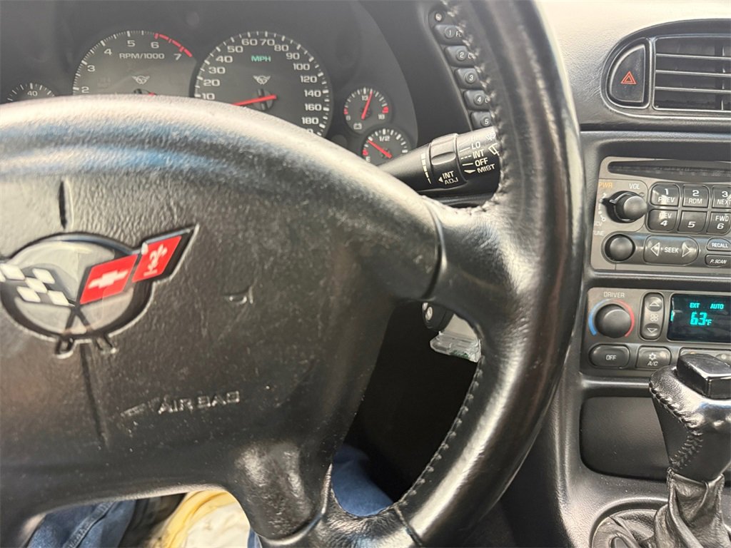 Used 1998 Chevrolet Corvette Convertible w/ Memory Pkg image 33