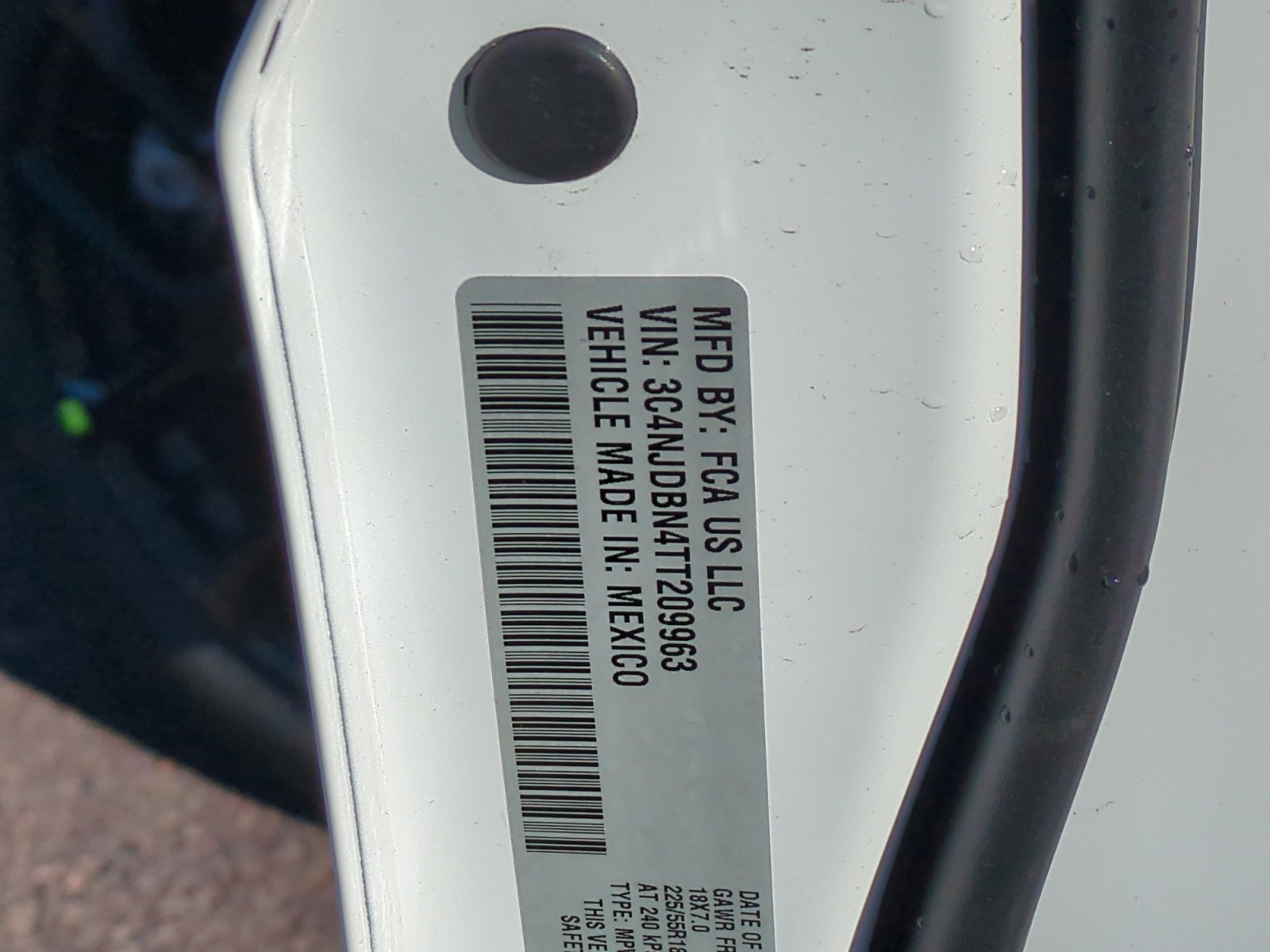 New 2026 Jeep Compass Latitude image 25