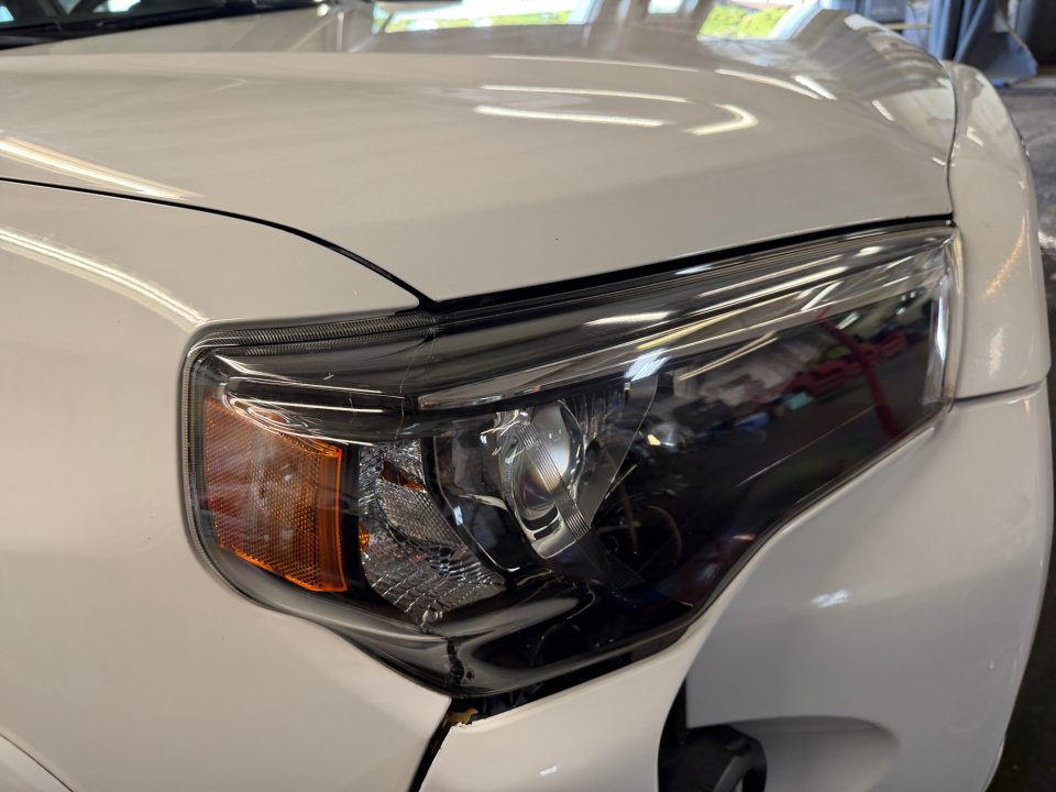 Certified 2016 Toyota 4Runner SR5 AWD/4WD image 28