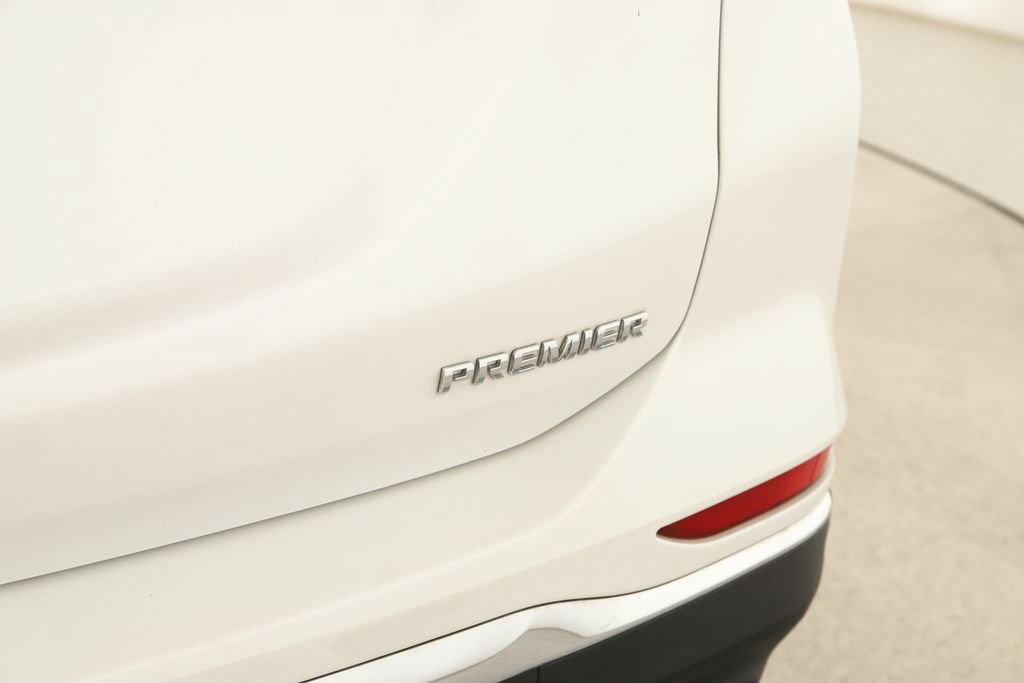 Used 2020 Chevrolet Equinox Premier FWD image 34
