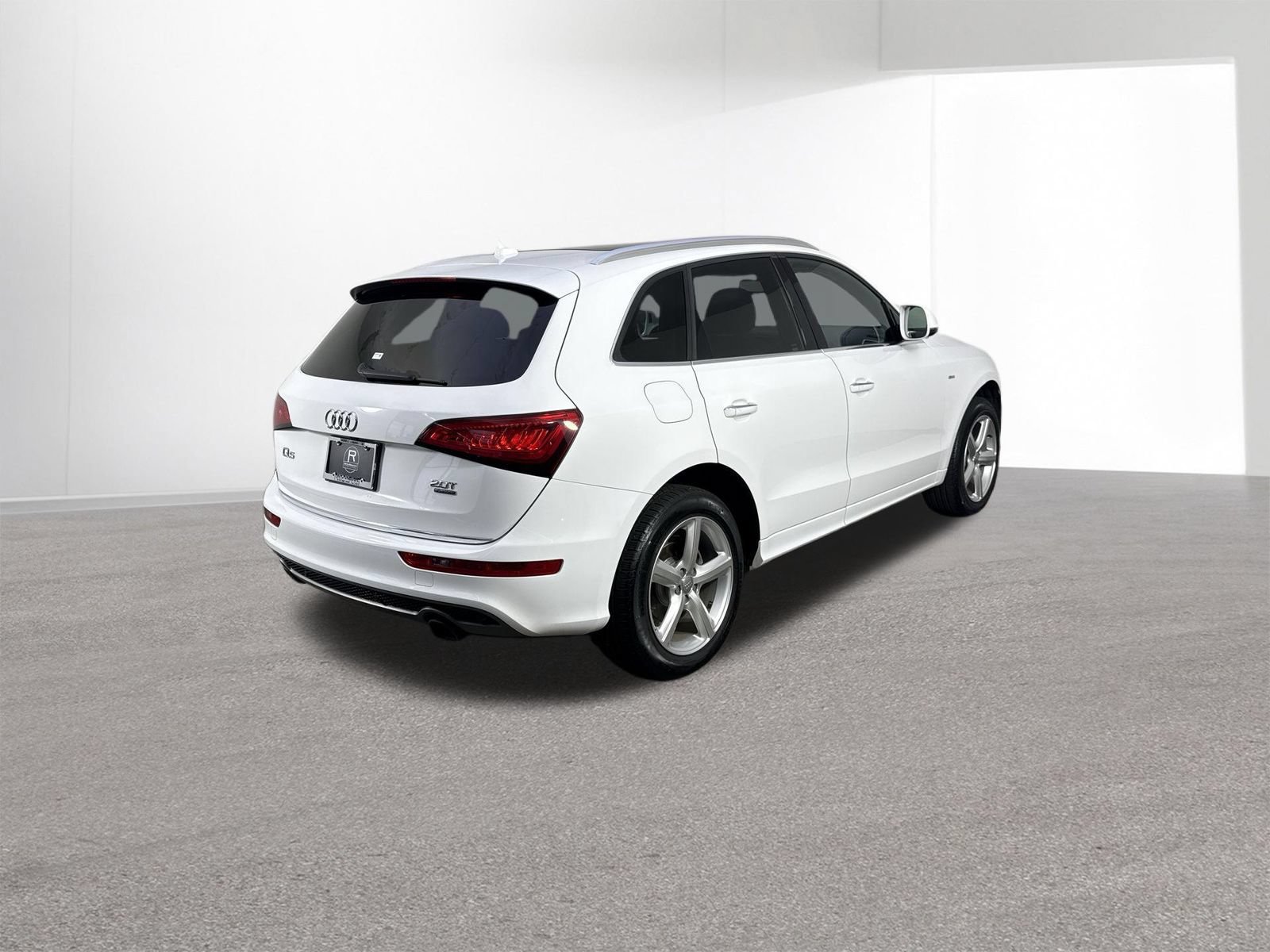 Used 2017 Audi Q5 2.0T Premium Plus w/ Technology Package AWD/4WD image 35