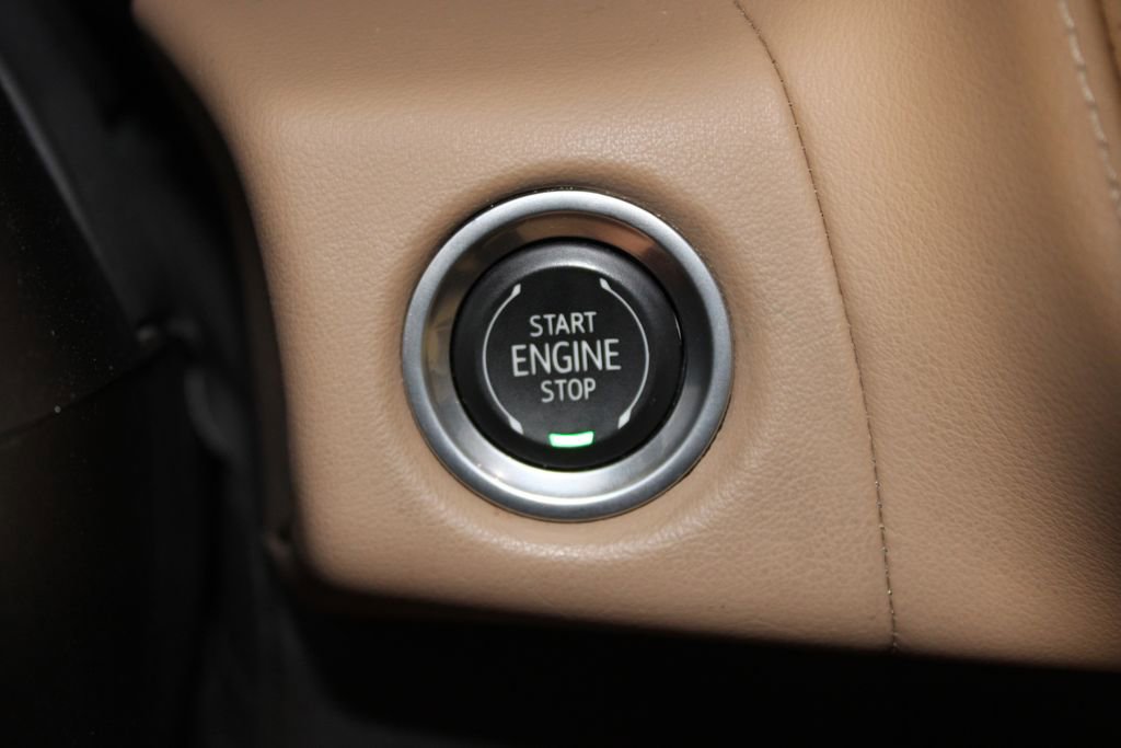 Used 2021 Chevrolet Tahoe Premier w/ Premium Package AWD/4WD image 46