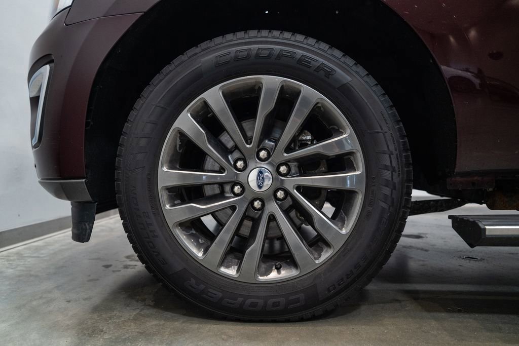 Used 2021 Ford Expedition Max Limited AWD/4WD image 11