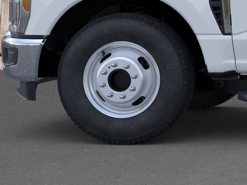New 2026 Ford F350 XL w/ XL Chrome Package image 21