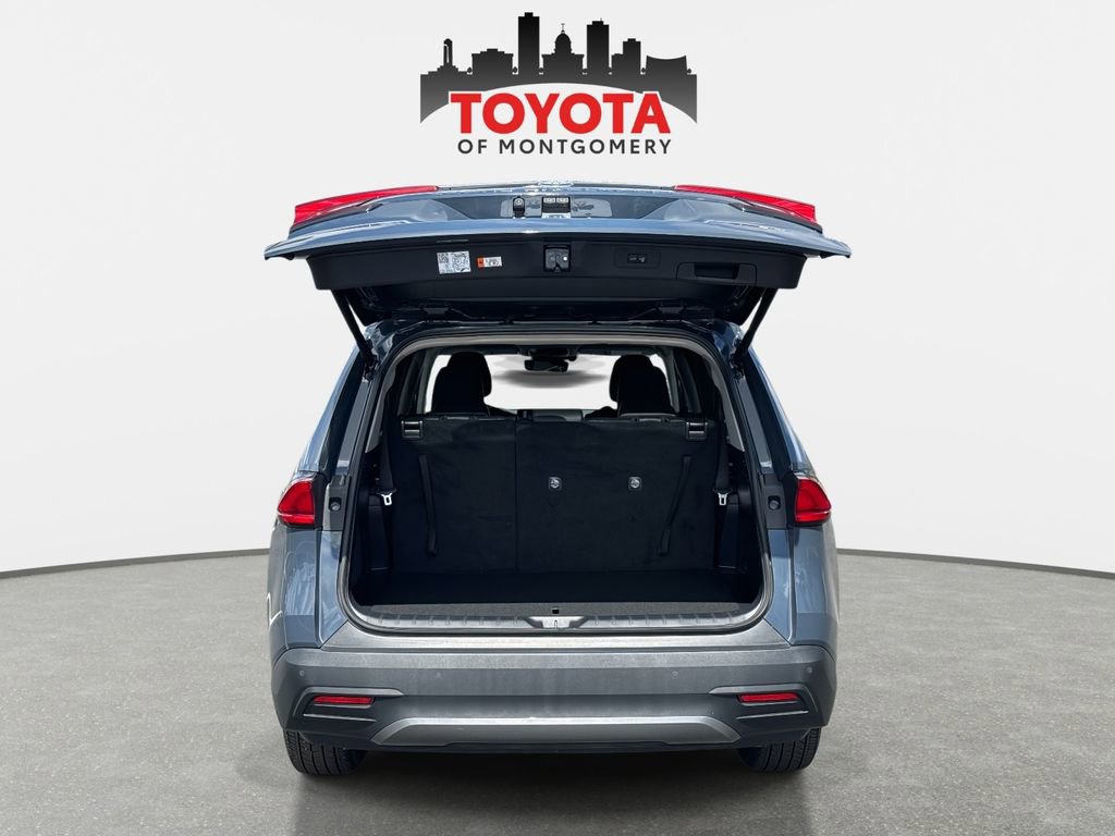 Used 2024 Toyota Grand Highlander Limited image 4