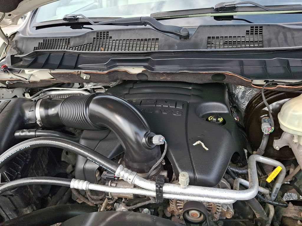 Used 2017 RAM 1500 Laramie AWD/4WD image 30