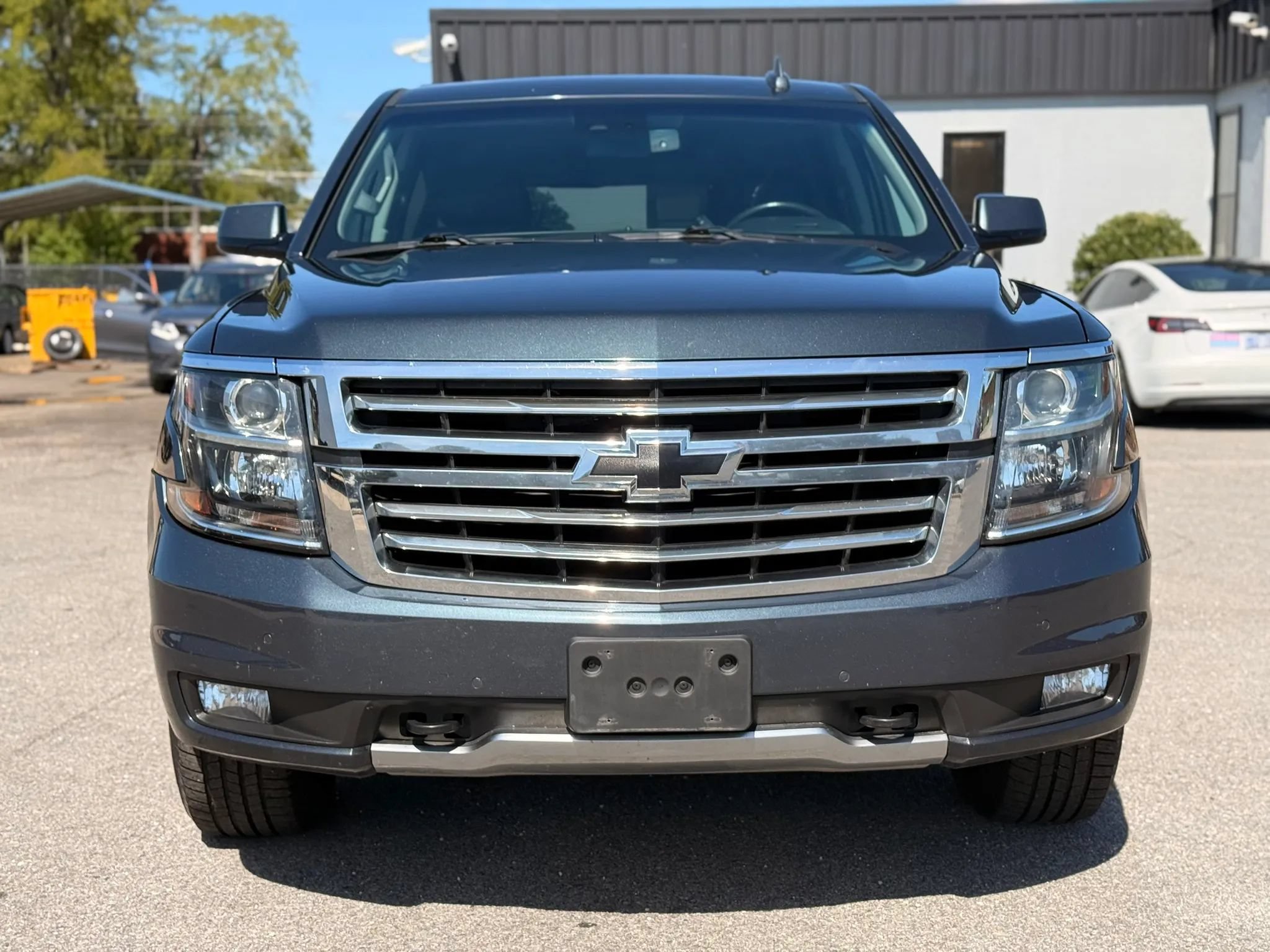 Used 2020 Chevrolet Suburban LT AWD/4WD image 4