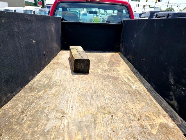 Used 2005 Ford F250 XL image 23