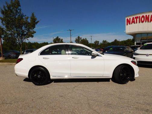 Used 2021 Mercedes-Benz C 300 4MATIC Sedan w/ Premium Package image 5