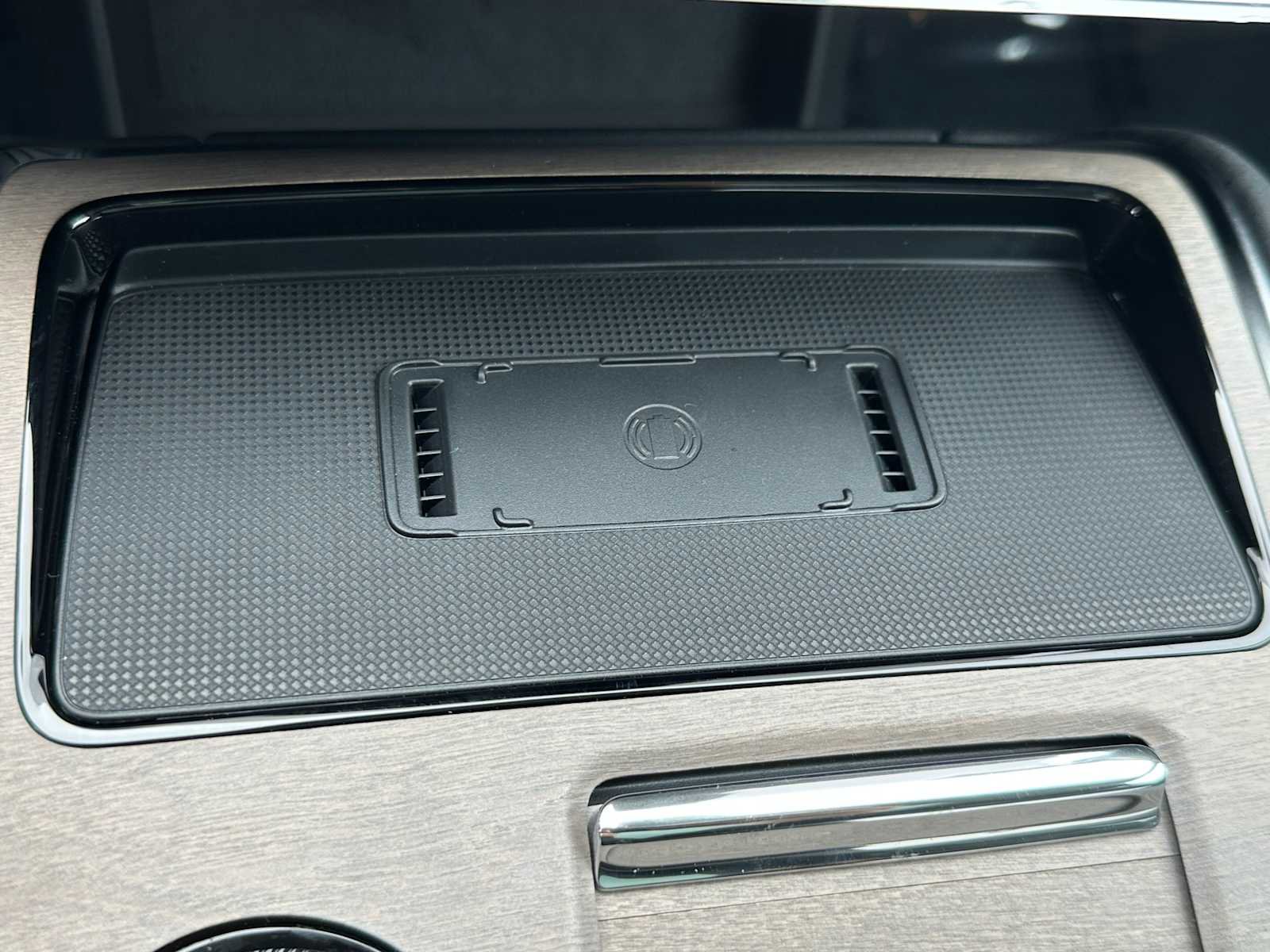 New 2025 Volvo EX90 Ultra w/ Protection Package Premier image 34