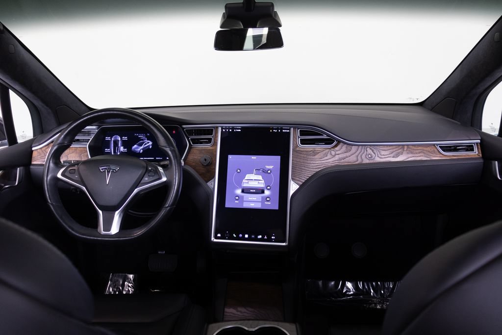 Used 2018 Tesla Model X 100D AWD/4WD image 25