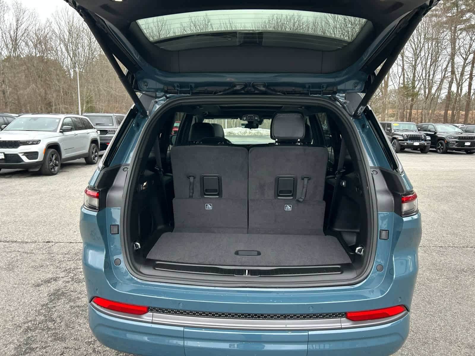 New 2026 Jeep Grand Cherokee L Limited AWD/4WD image 34