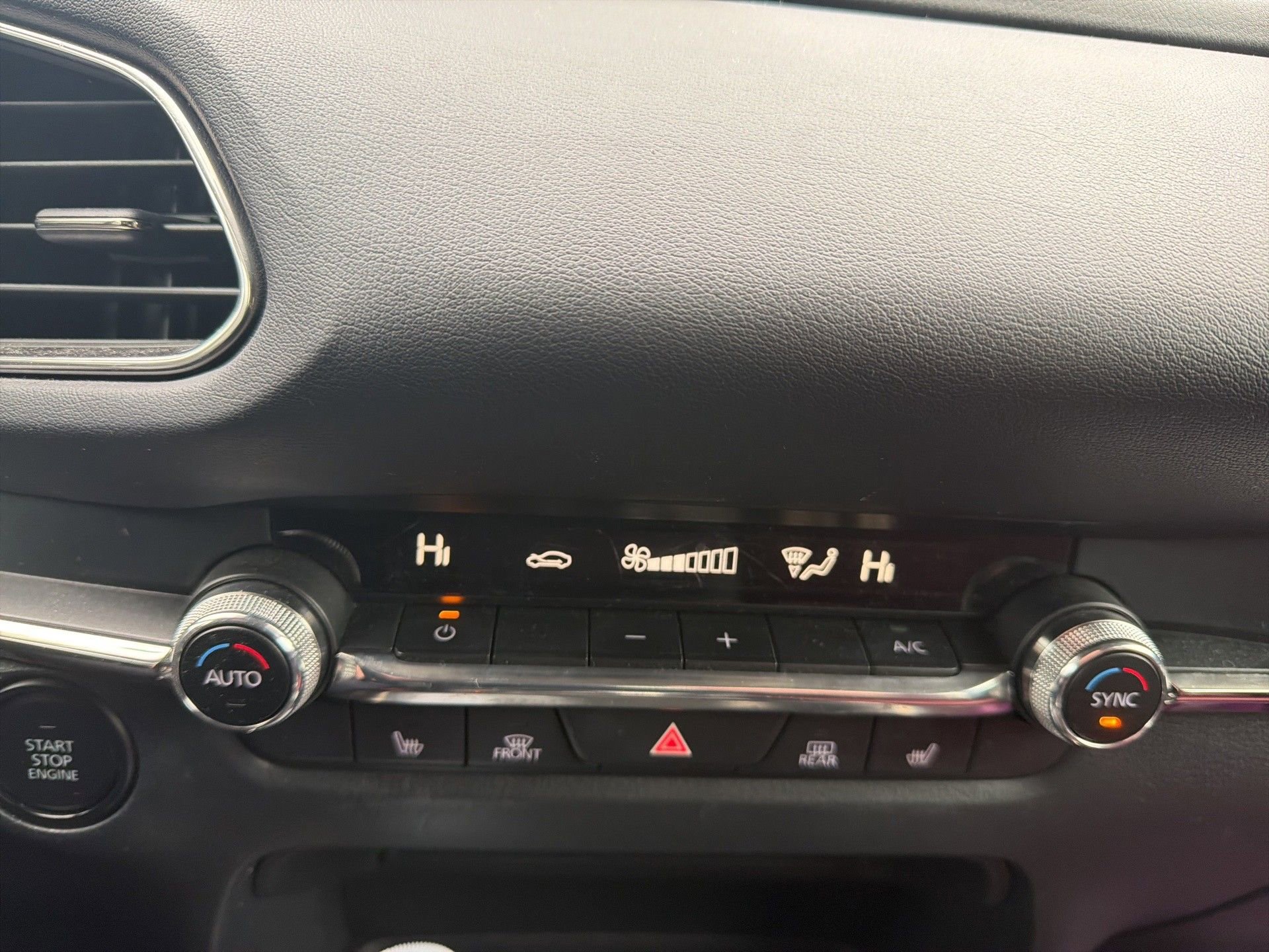 Used 2023 MAZDA CX-30 AWD 2.5 S w/ Preferred Package image 16