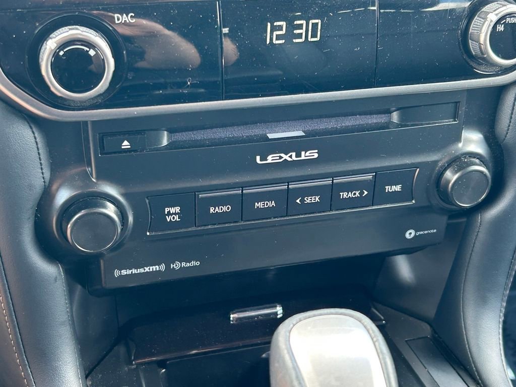 Used 2023 Lexus GX 460 AWD/4WD image 34