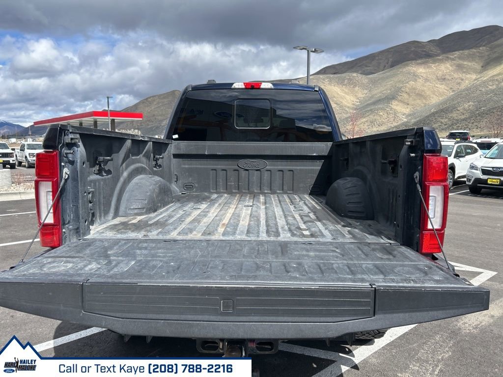 Used 2022 Ford F350 Platinum w/ Tremor Off-Road Package image 11