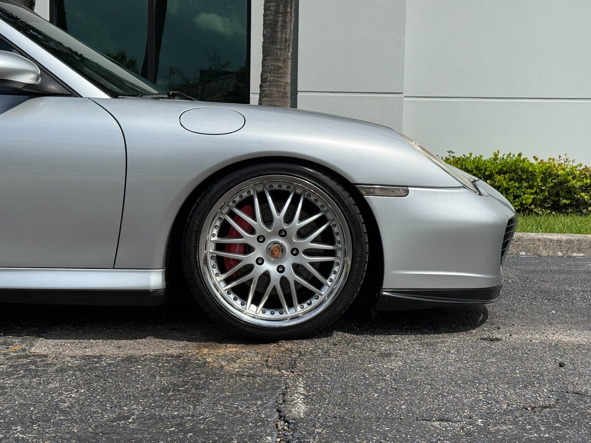 Used 2002 Porsche 911 Carrera 4S AWD/4WD image 3