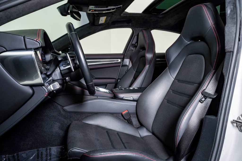 Used 2023 Porsche Panamera GTS AWD/4WD image 5