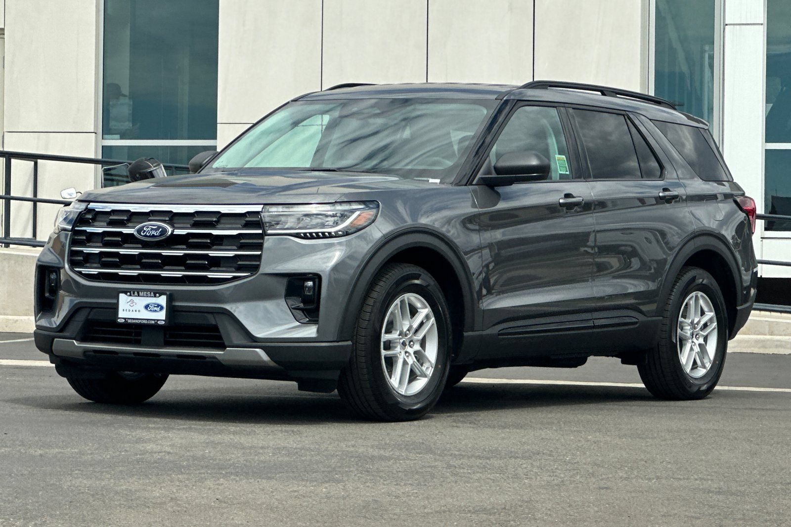 New 2026 Ford Explorer Active w/ Active Comfort Package RWD image 7