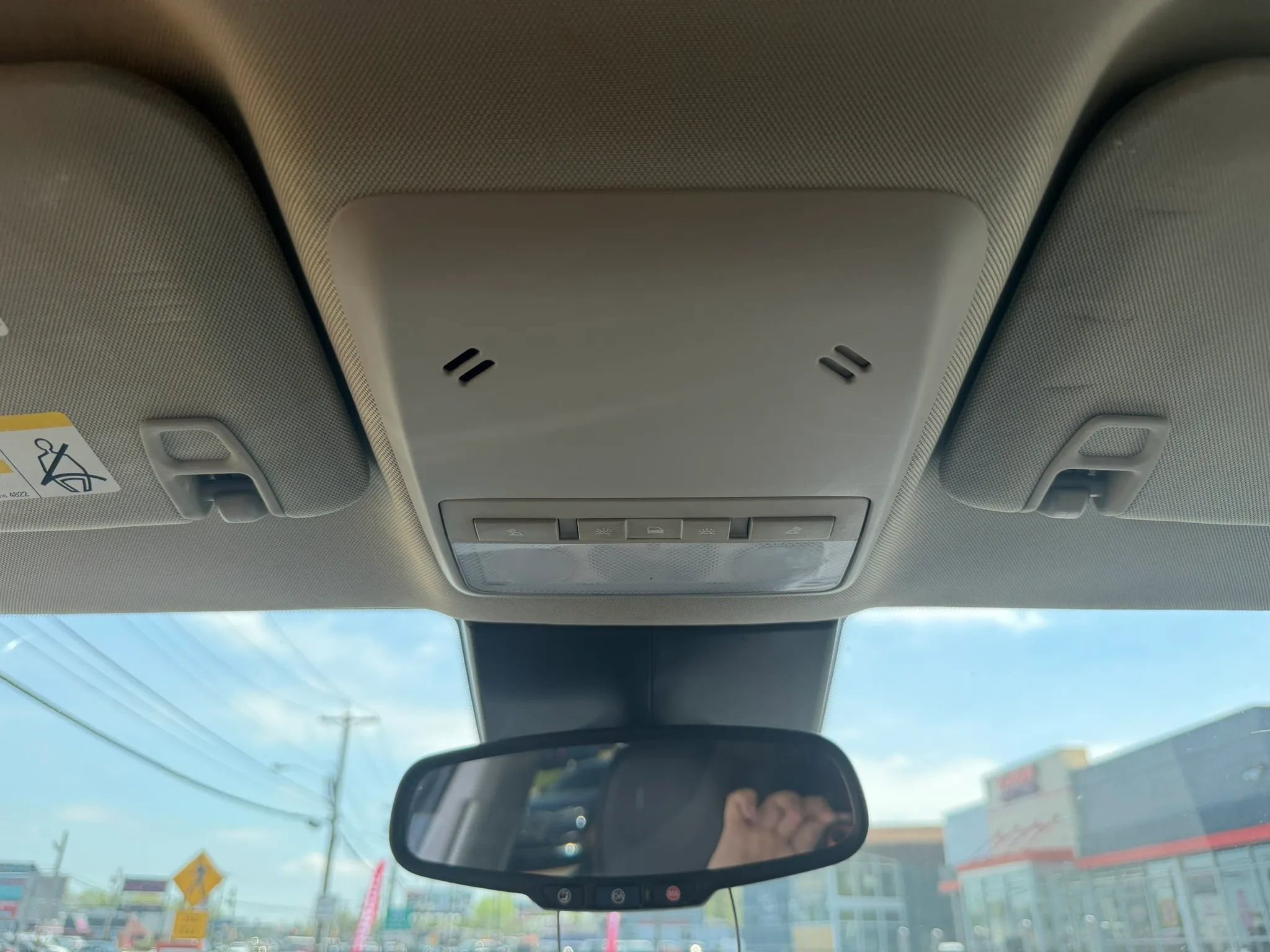 Used 2021 Buick Encore Preferred image 26