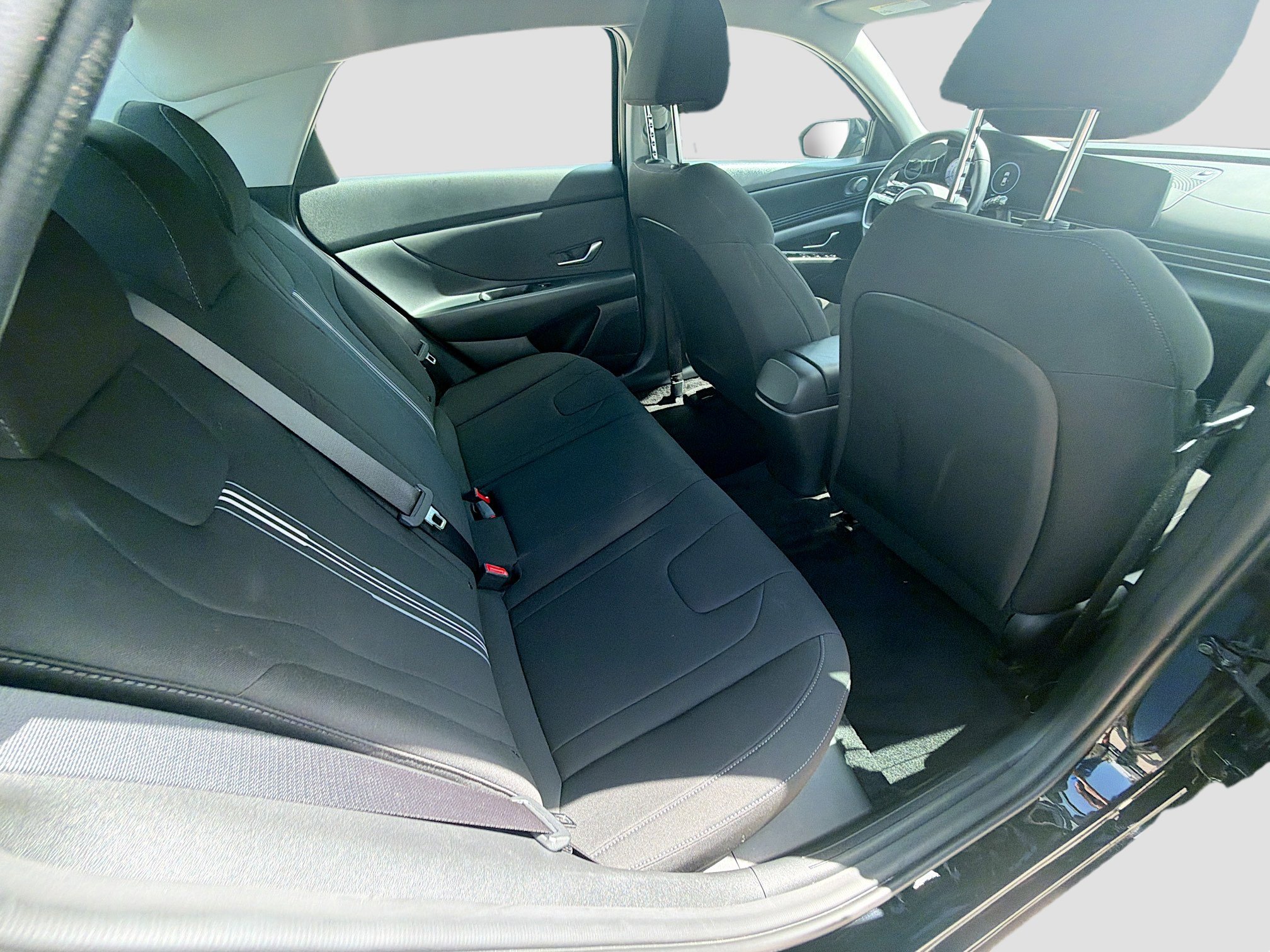 Used 2023 Hyundai Elantra SEL w/ Convenience Package FWD image 26