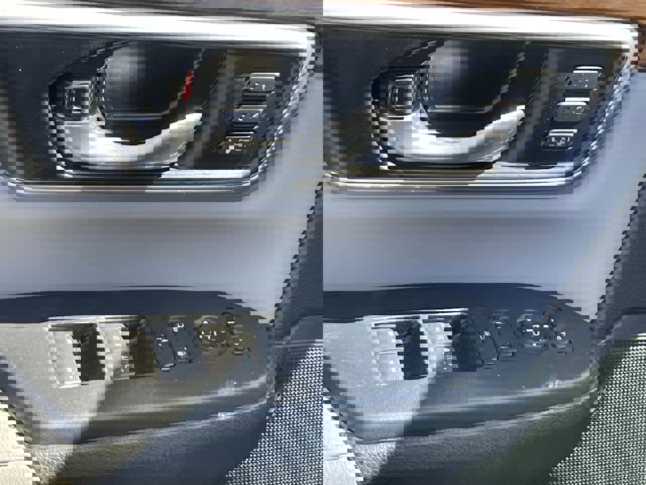 Used 2021 Honda CR-V EX-L image 9