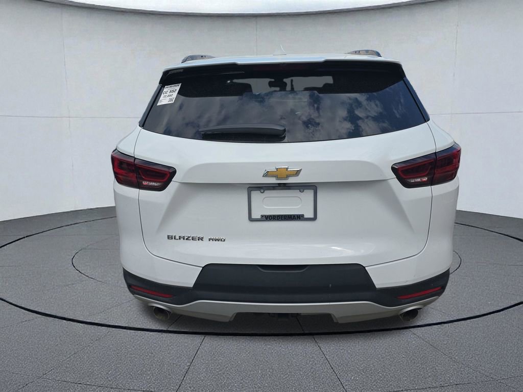 Used 2023 Chevrolet Blazer LT AWD/4WD image 5