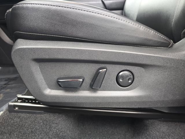 Used 2025 Nissan Murano SV image 23