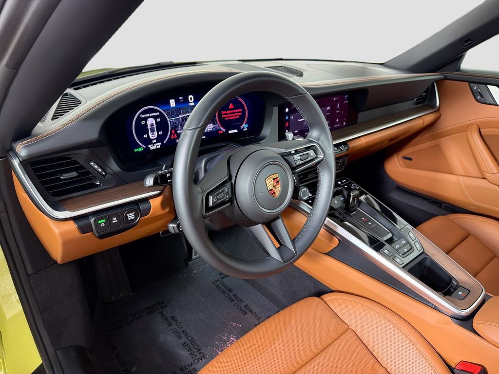 Used 2025 Porsche 911 Carrera image 9