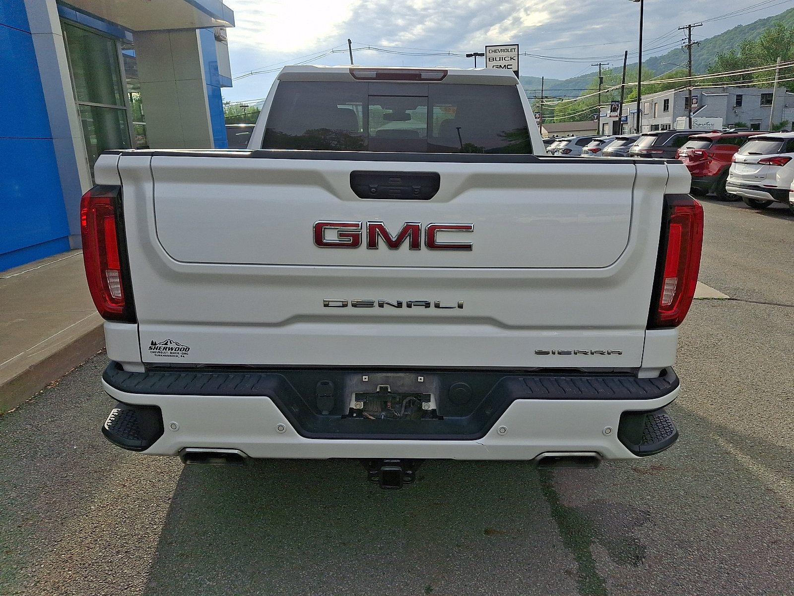 Used 2019 GMC Sierra 1500 Denali w/ Driver Alert Package II AWD/4WD image 5