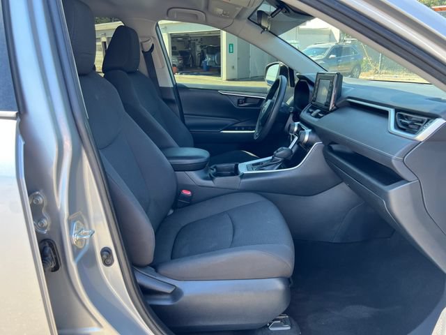 Used 2019 Toyota RAV4 LE w/ All Weather Liner Package AWD/4WD image 9