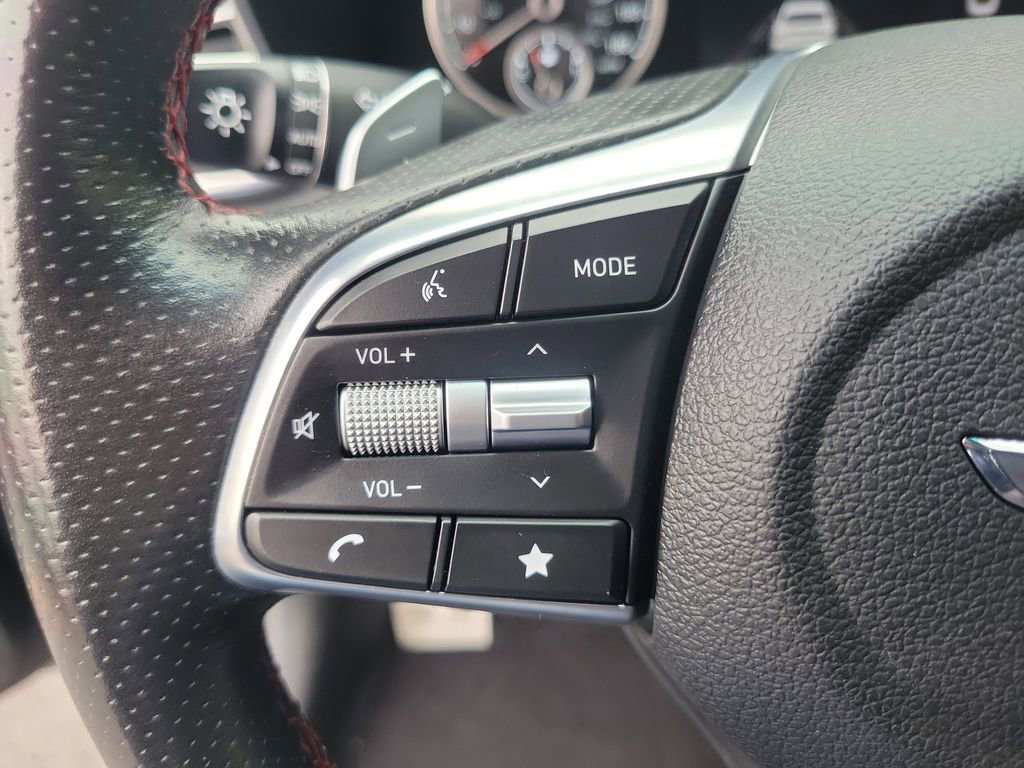 Used 2023 Genesis G70 2.0T w/ Sport Prestige Package image 24