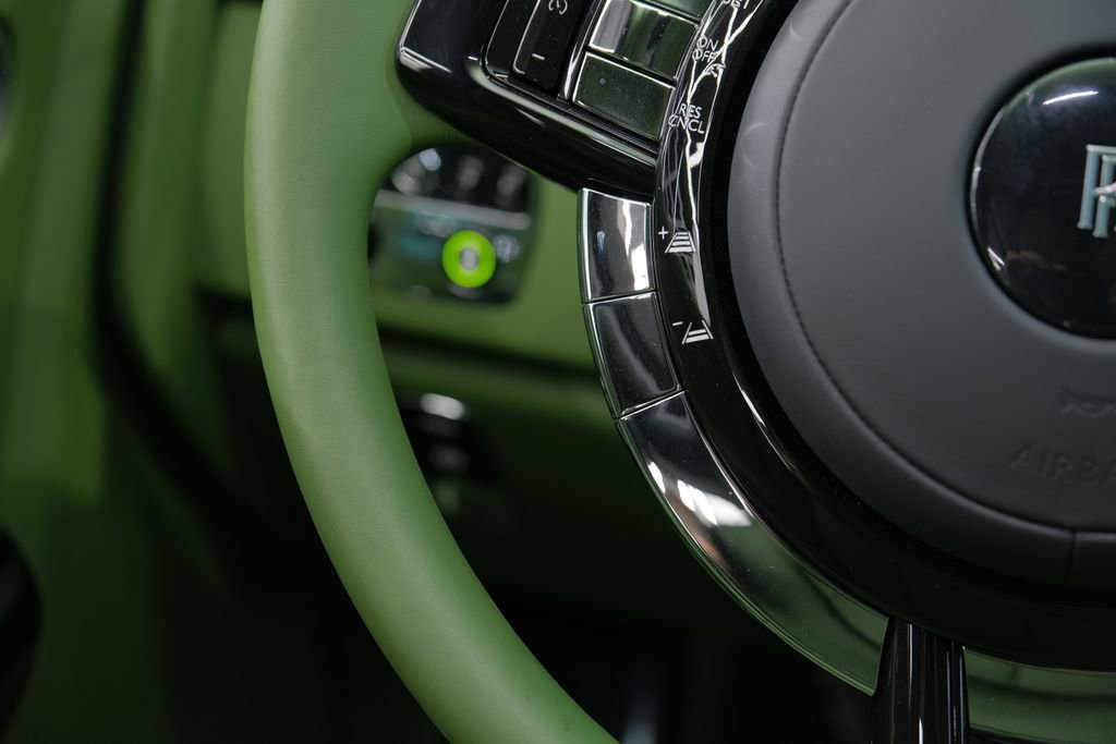 Used 2023 Rolls-Royce Phantom Sedan w/ The Phantom Package image 85