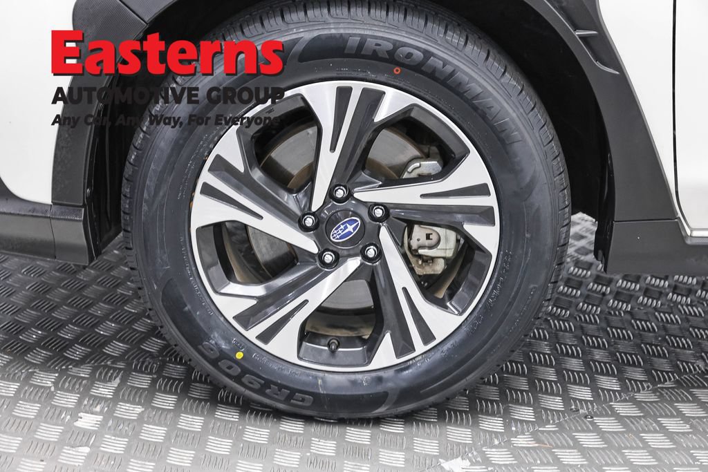 Used 2025 Subaru Crosstrek 2.5i Premium AWD/4WD image 33