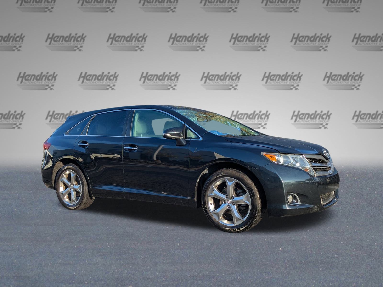 Used 2013 Toyota Venza XLE video 2