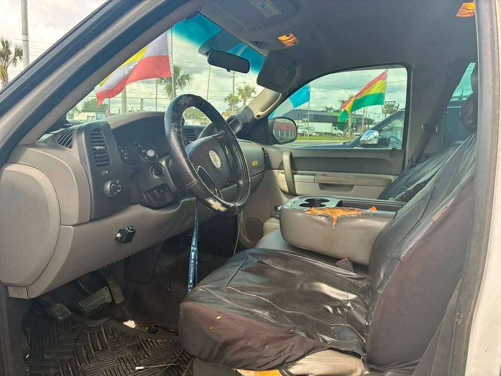 Used 2011 Chevrolet Silverado 1500 W/T w/ LS Package RWD image 9