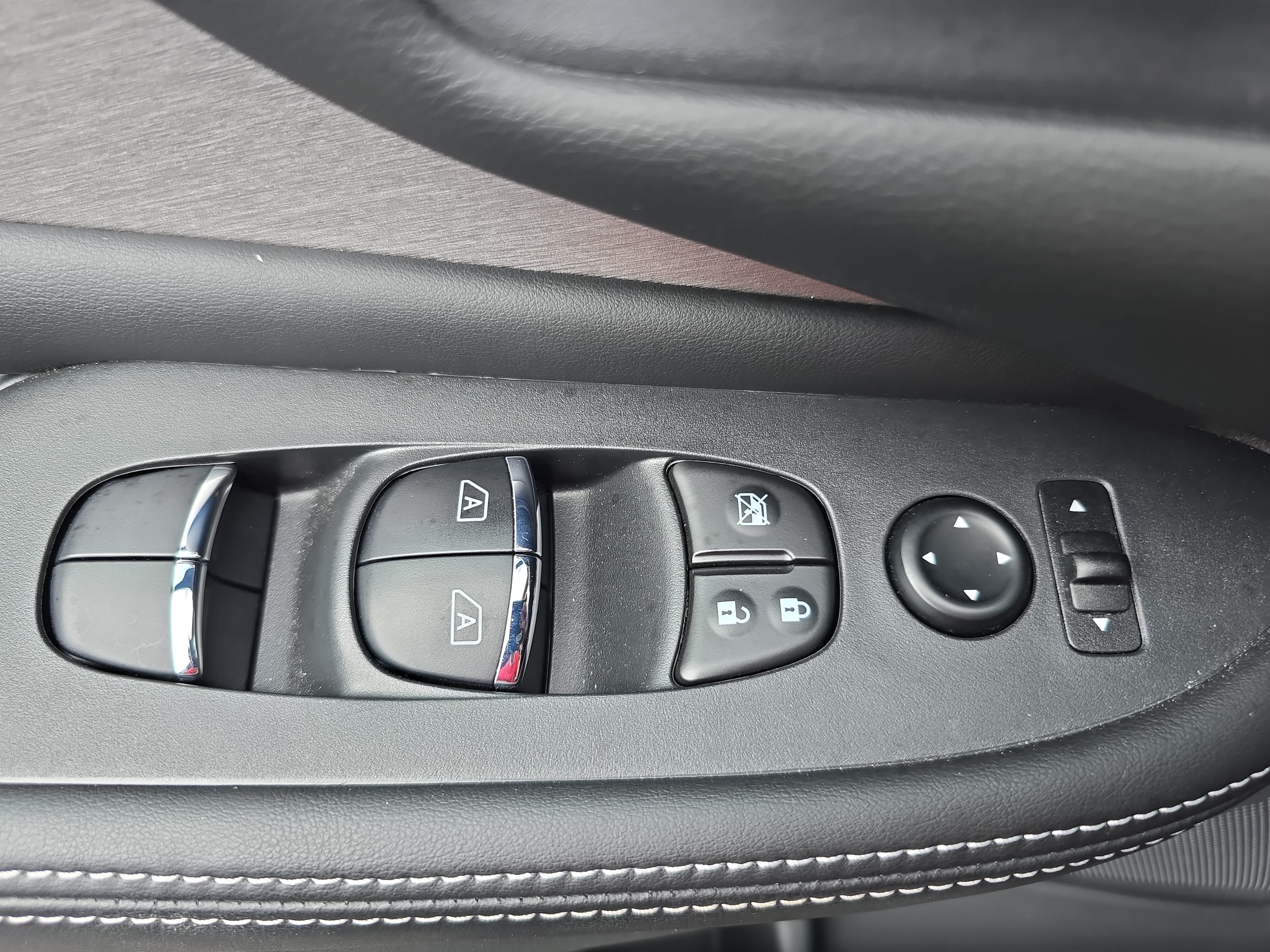 Certified 2024 Nissan Murano SL FWD image 28