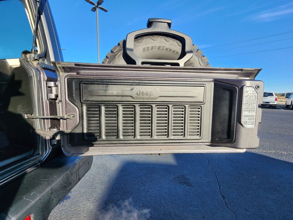 Used 2024 Jeep Wrangler Unlimited Rubicon w/ XTREMEE 35" Tire Package image 26