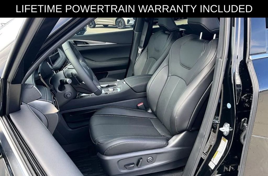 Certified 2025 INFINITI QX60 Luxe w/ Black Edition image 6