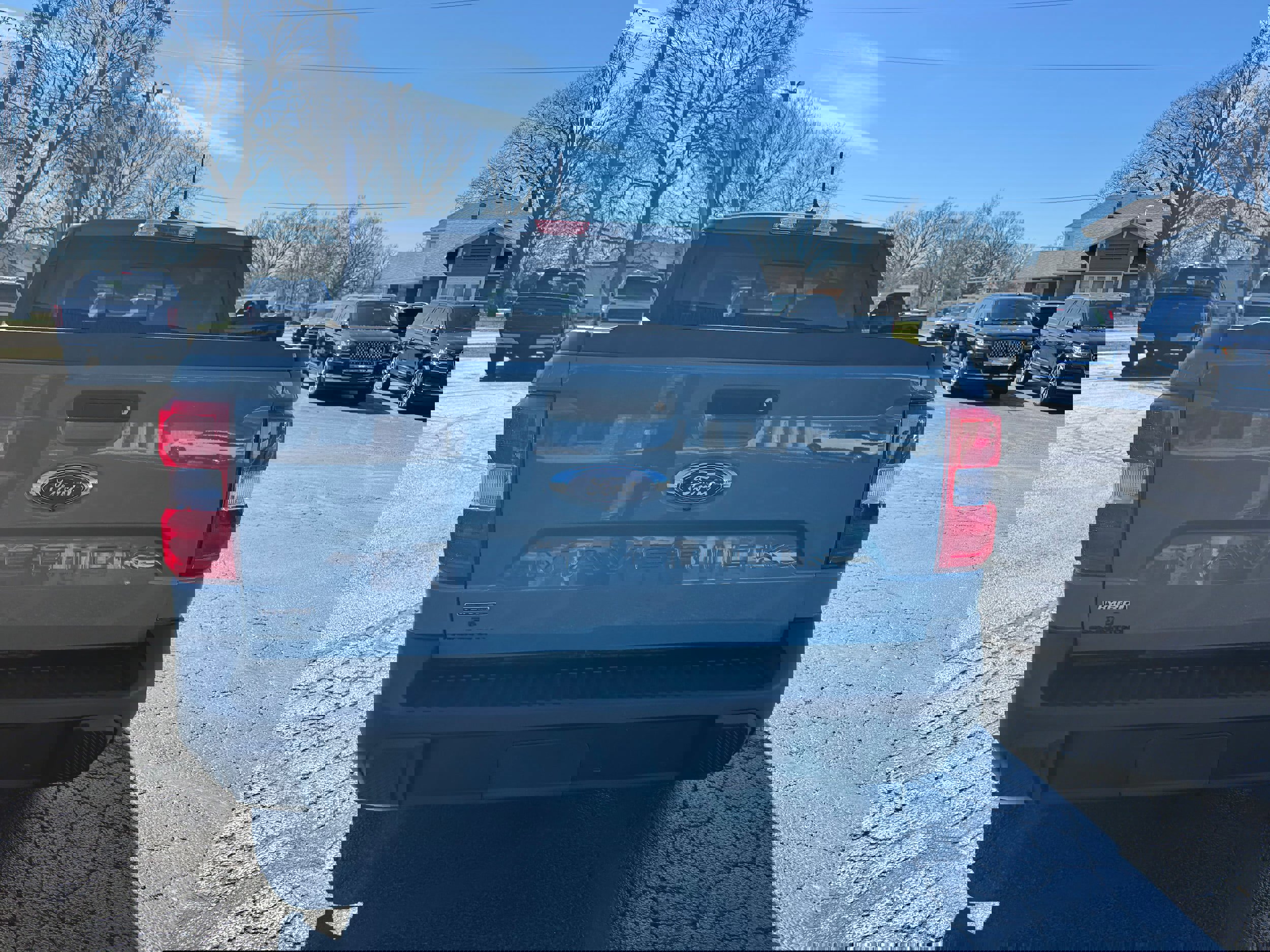 Used 2022 Ford Maverick Lariat image 3