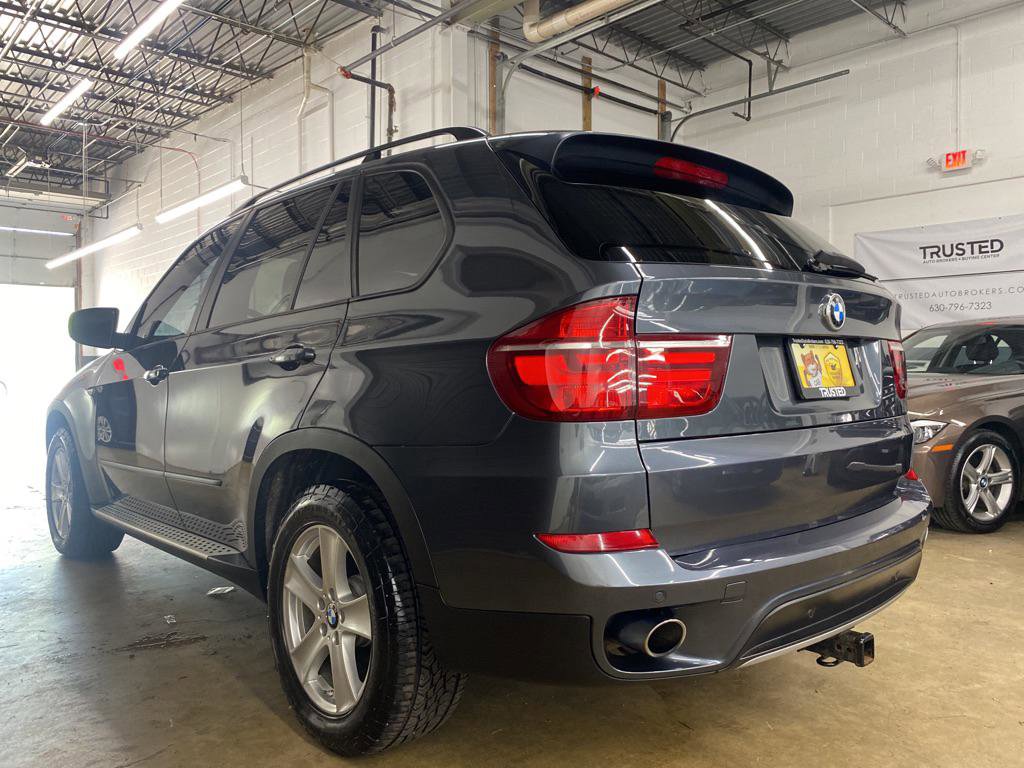 Used 2011 BMW X5 xDrive35d image 7