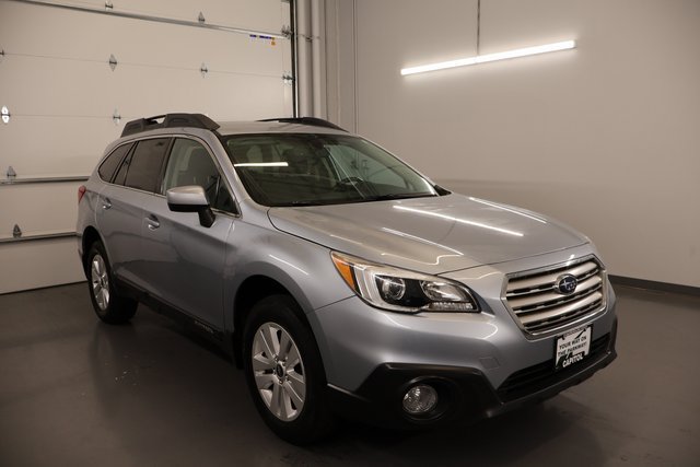 Used 2017 Subaru Outback 2.5i Premium w/ Popular Package #2