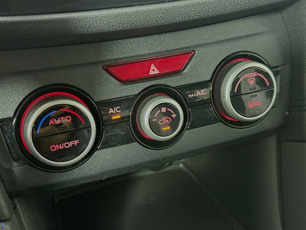 Used 2019 Subaru Crosstrek Hybrid w/ Moonroof Package w/Navigation AWD/4WD image 18