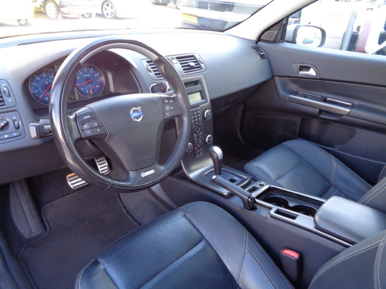 Used 2012 Volvo C30 T5 R-Design image 25