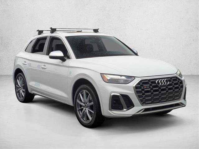 Used 2022 Audi SQ5 Premium Plus w/ Premium Plus Package AWD/4WD image 3