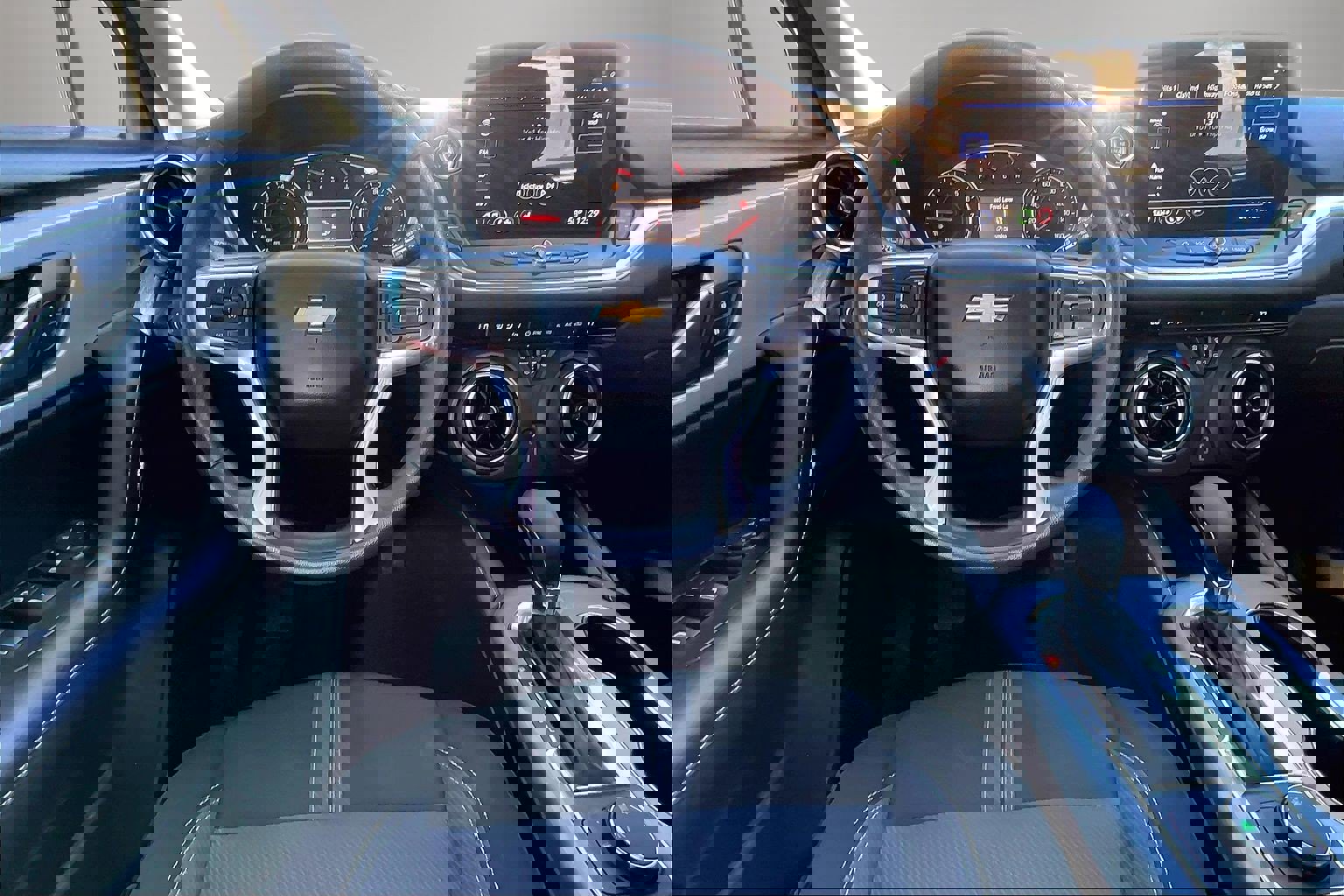 Used 2023 Chevrolet Blazer LT image 8