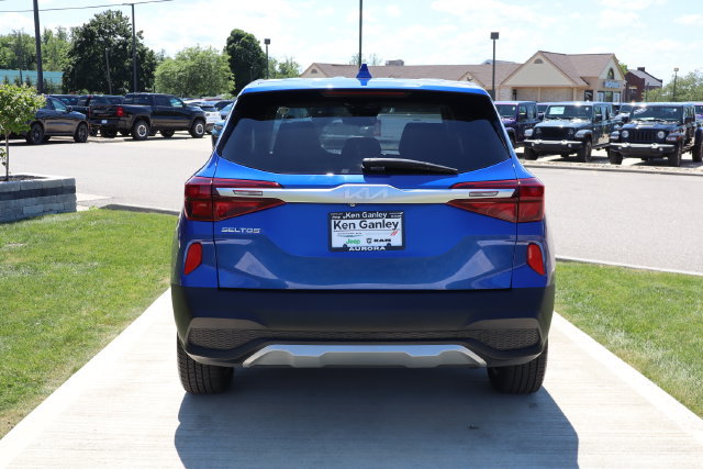 Used 2023 Kia Seltos LX AWD/4WD image 27
