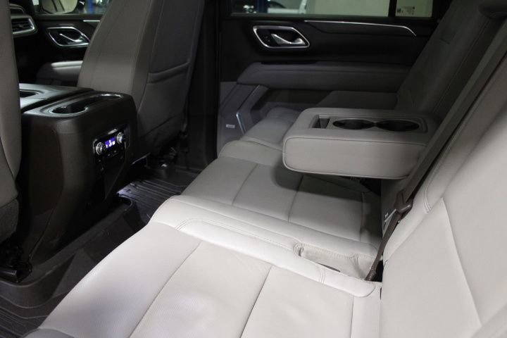 Used 2023 GMC Yukon XL SLT w/ SLT Luxury Package image 53